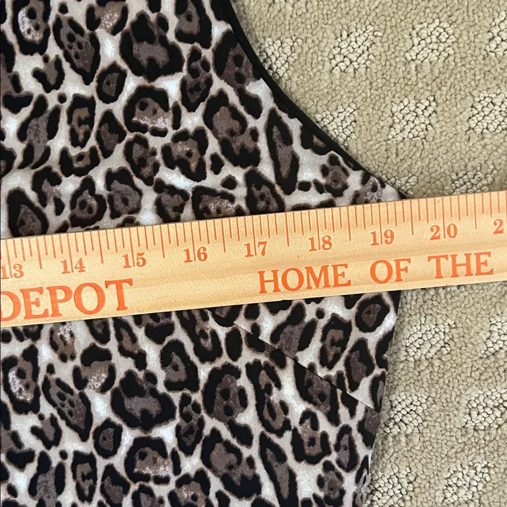 NEW White House Black Market Burgundy Leopard Animal Print Reversible Dress - Picture 10 of 10